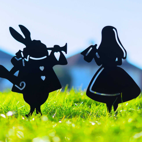 Alice in Wonderland 2 Figurines Metal Art Garden Ornaments Outdoor Decoration Gifts