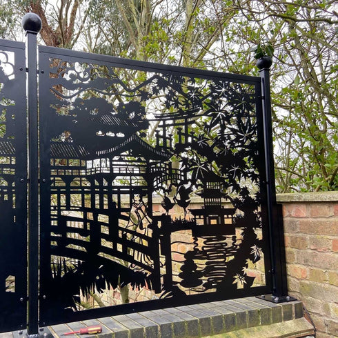 Bespoke Project Japanese Garden - Fencing and Wall Illuminated Panel