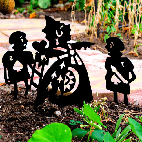 The Queen of Hearts Garden Ornament Alice in Wonderland Themed Party Decoration Gift