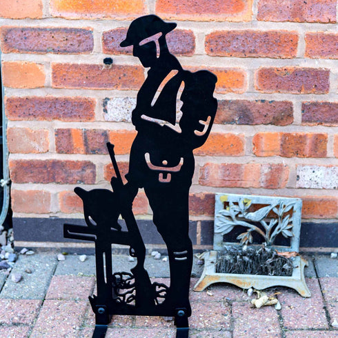 Lest We Forget Soldier Silhouette Military Statue Remembrance Day Sculpture Army Poppy Metal Art Laser Cut Figurine Veteran Tribute Memorial